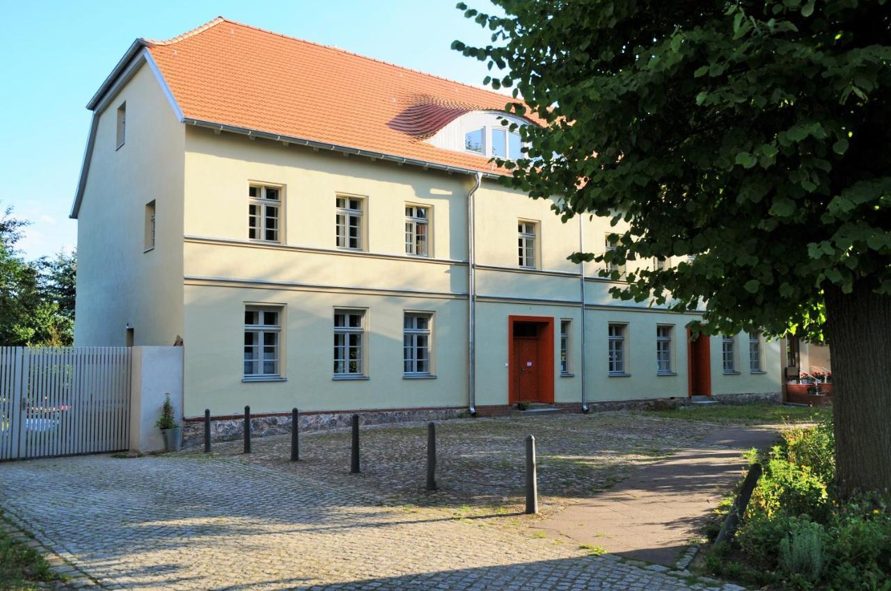 Mirabellenhof - Kleine Ferienwohnung Mit Altstadtblick Biesenthal Exterior photo